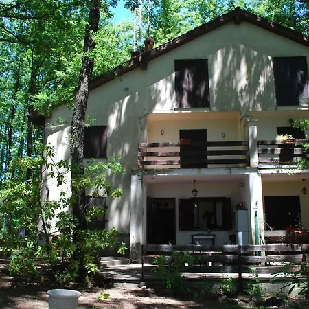 Casa Monti Cimini 6 Pax 2 Bedroom, Giardino, Vicino Lago Di Vico E Viterbo شقة San Vito (Umbria)