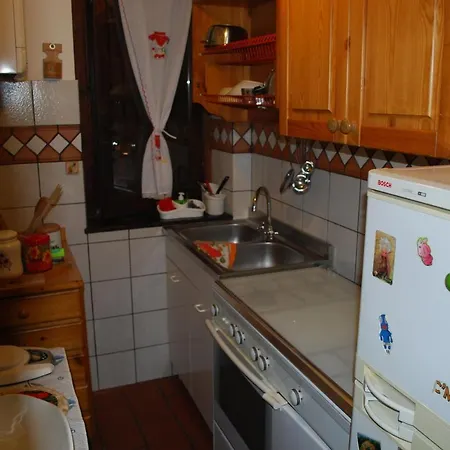 Casa Monti Cimini 6 Pax 2 Bedroom, Giardino, Vicino Lago Di Vico E Viterbo *