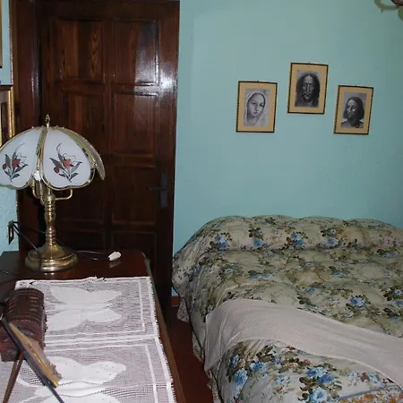 Casa Monti Cimini 6 Pax 2 Bedroom, Giardino, Vicino Lago Di Vico E Viterbo شقة