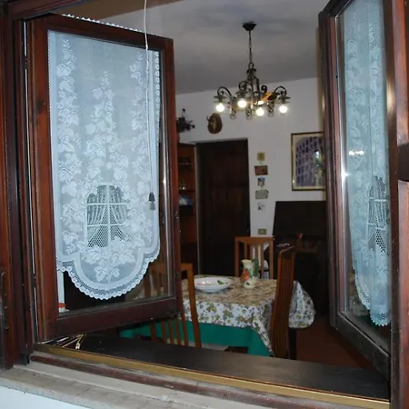 Casa Monti Cimini 6 Pax 2 Bedroom, Giardino, Vicino Lago Di Vico E Viterbo San Vito (Umbria)